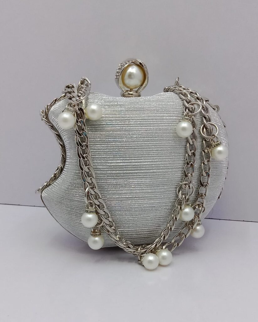 Silver Pearl Purse with Chain Strap