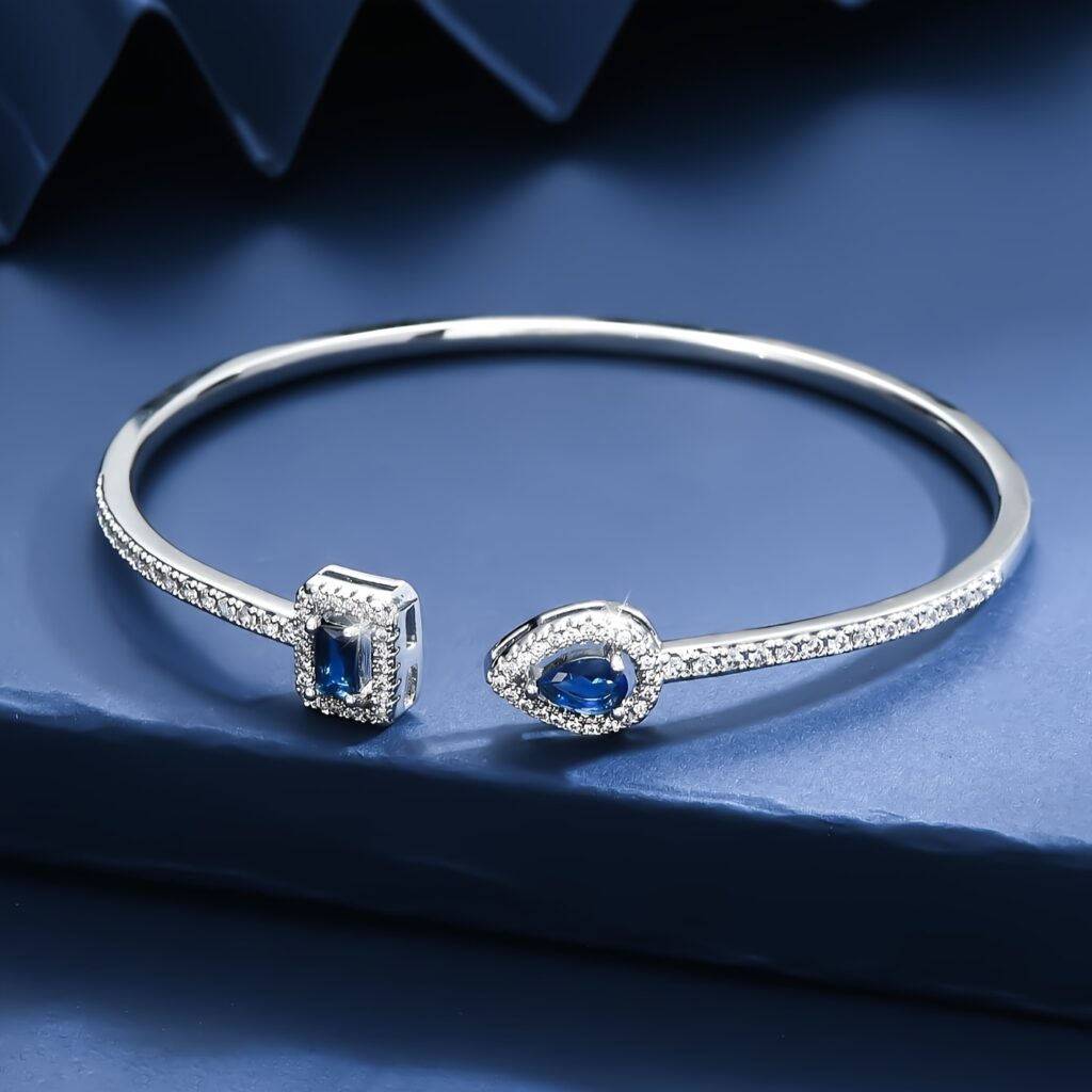 Women's Fashionable Open Bracelet with Micro-Inlaid Zirconia for Dating and Birthday Gifts