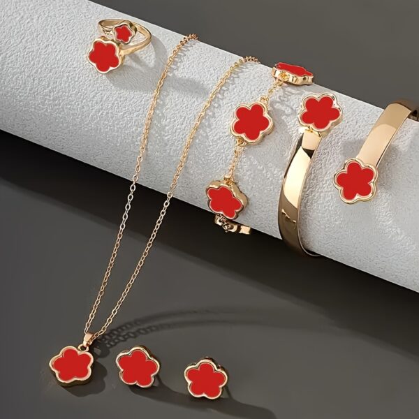 Lucky Clover Bracelet, Necklace, Earrings, Bracelet, Ring Five-piece Set - Image 8