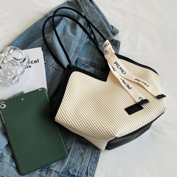 Women's Fashion Tote Bag - Image 5
