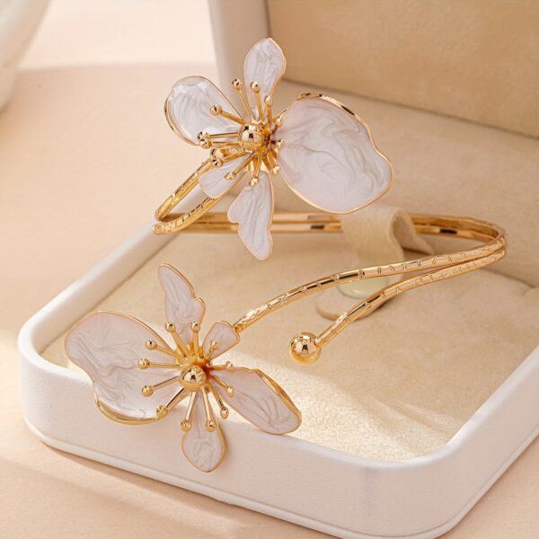 Bohemian Floral Enamel Flower Bracelets for Women - Image 4