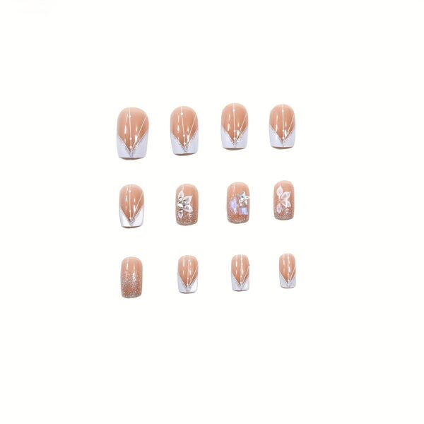 Embellished Fashion Press-On Nail Set with 1 Cuticle Pusher & 1 Jelly Glue - Image 3
