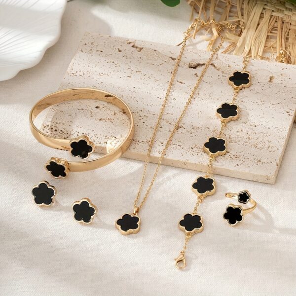 Lucky Clover Bracelet, Necklace, Earrings, Bracelet, Ring Five-piece Set - Image 3