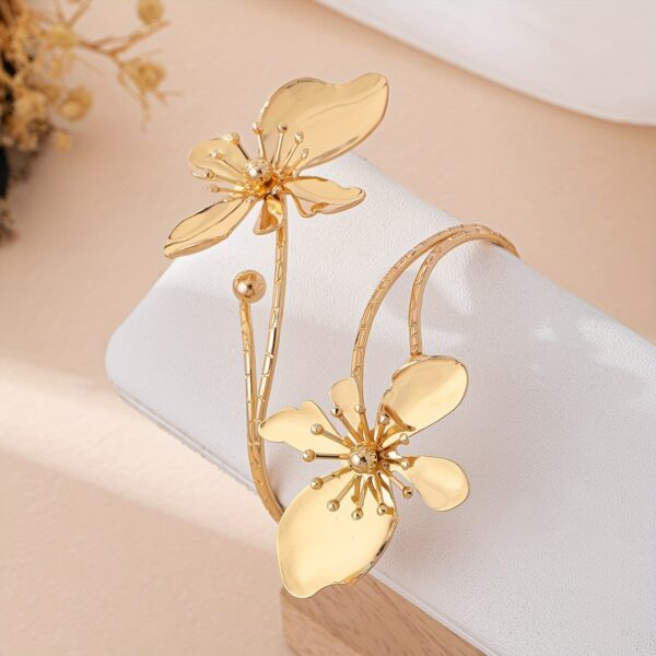 Bohemian Floral Enamel Flower Bracelets for Women - Image 3
