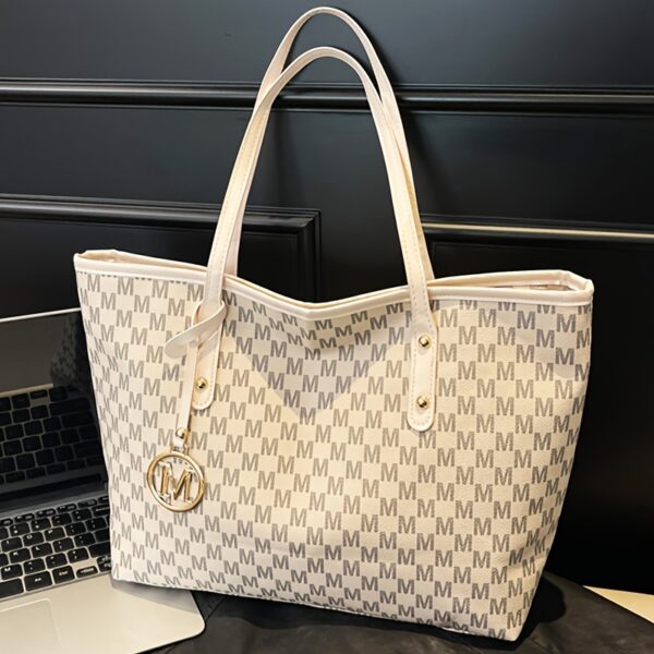 Perfect Lily Women's Vintage Synthetic Leather Tote Bag with Old Flower Pattern & Golden-Tone 'M' Charm - Image 5