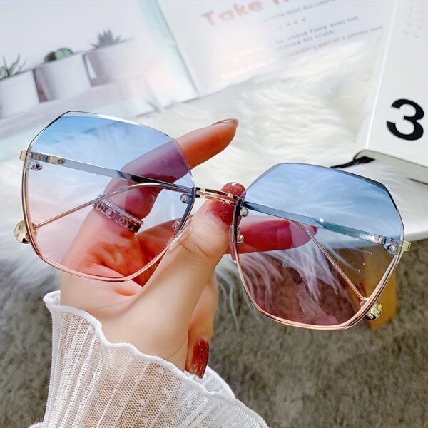 Fashionable Frameless Gradient Color Fashion Glasses - Image 3