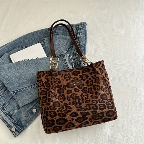 Vintage-Inspired Large Capacity Leopard Print Tote Bag for Women - Image 3