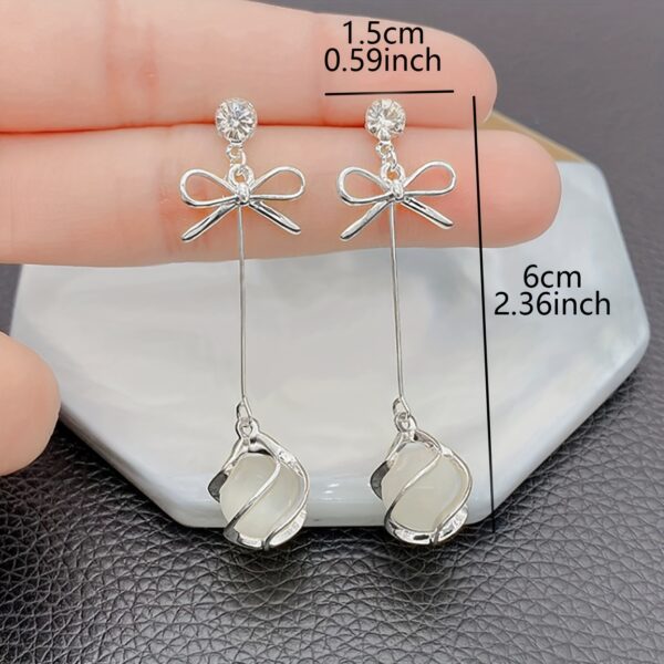 1 Pair Elegant Butterfly Bow Earrings - Image 4