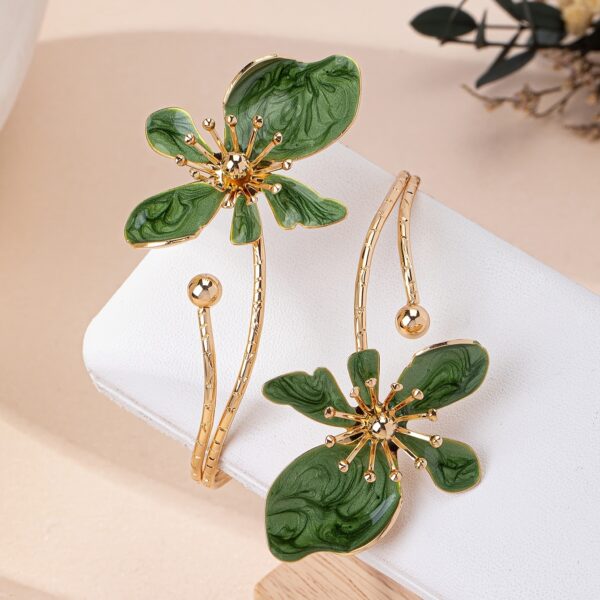 Bohemian Floral Enamel Flower Bracelets for Women - Image 8