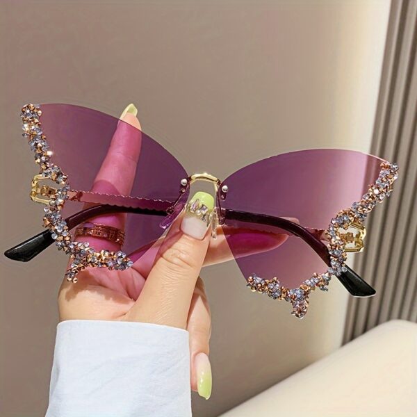 New Glasses Women's Butterfly Decorated Eyeglasses - Image 2
