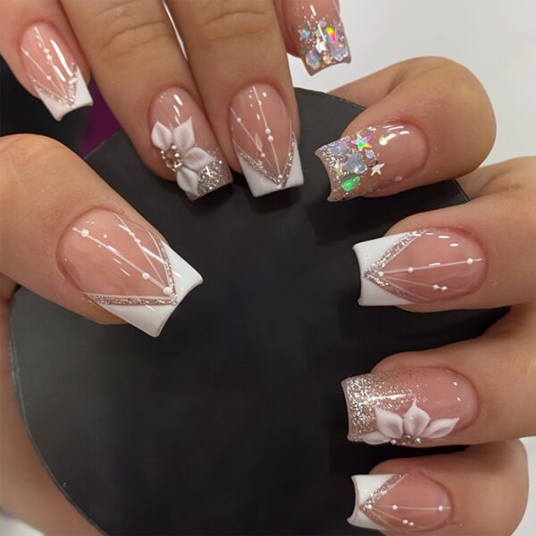 Embellished Fashion Press-On Nail Set with 1 Cuticle Pusher & 1 Jelly Glue