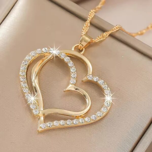Heart Shaped Pendant Necklace