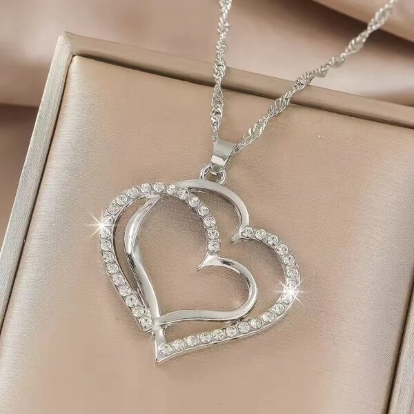 Heart Shaped Pendant Necklace