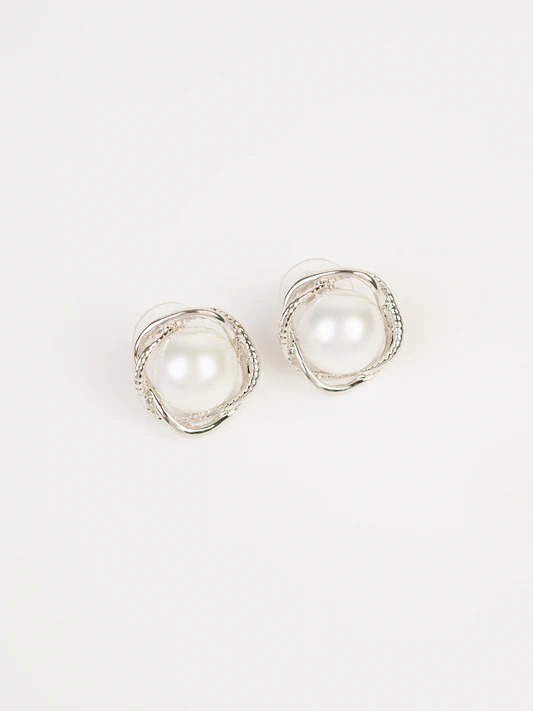 Floral Pearl Studs