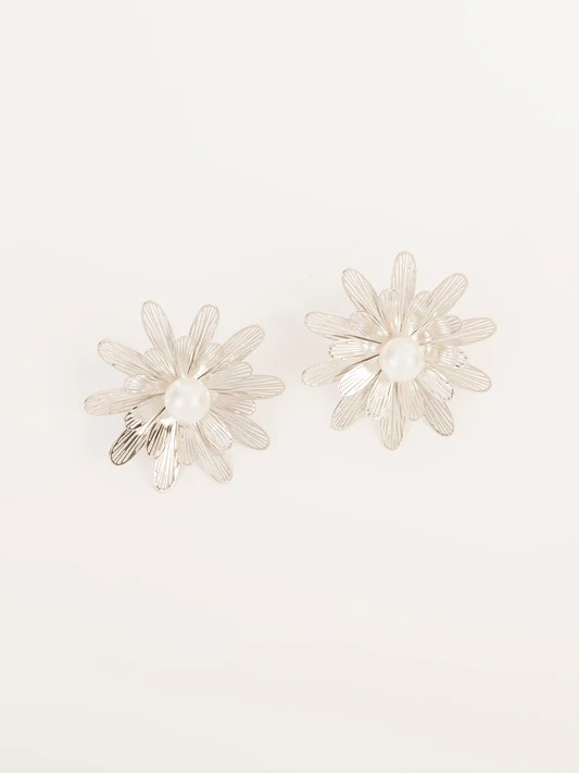 Floral Pearl Earrings